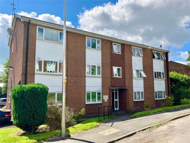 Flat For Sale in Stockport, England