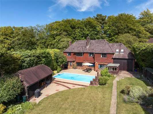 Shere Road, West Horsley, Leatherhead, Surrey, KT24 6EW | Property for sale | Savills