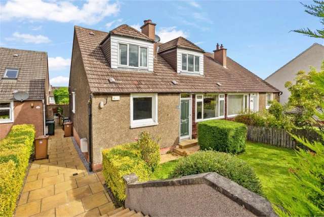 5 Bed Bungalow - Semi-Detached with 2 Reception Rooms