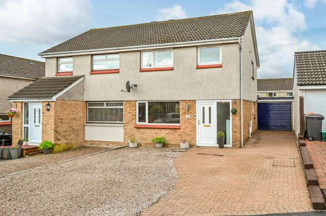 House For Rent in Westhill, Scotland