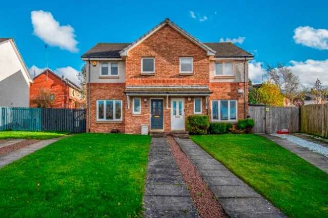 Semi-detached house to rent in Craighead Place, Glasgow G33