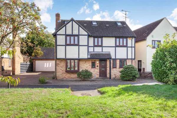 Larch Walk, Hatfield Peverel, Chelmsford, Essex, CM3 2SF | Property for sale | Savills