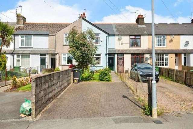 2 bedroom terraced house for sale