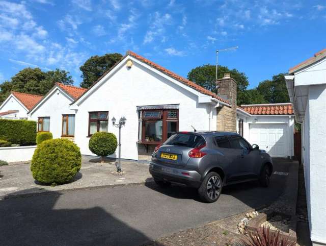 Bungalow For Sale in Bristol, England