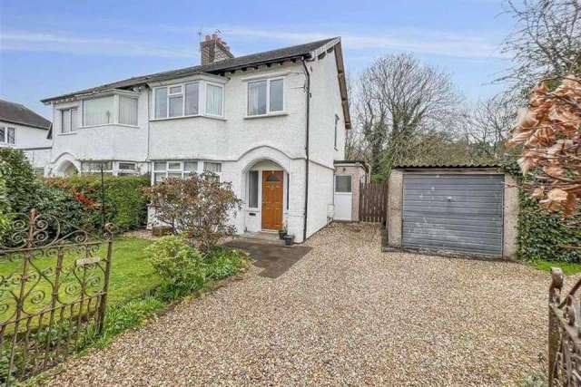 3 bedroom semi-detached house for sale