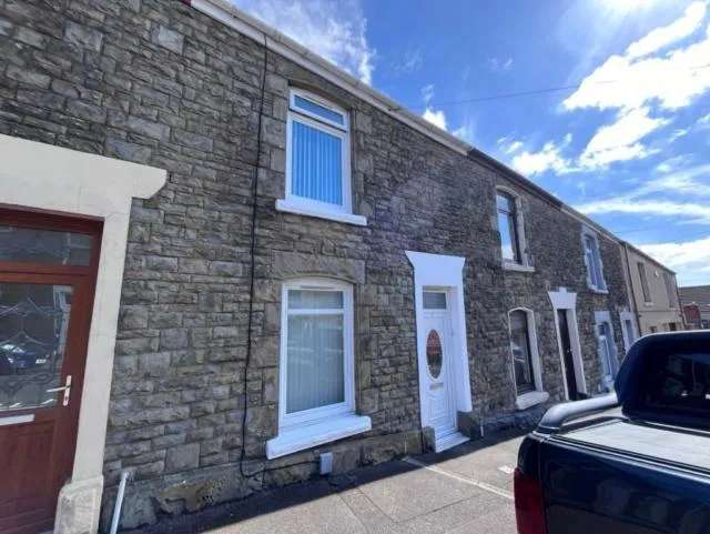 2 bedroom terraced house to rent