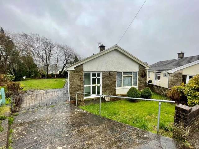 3 bedroom detached bungalow for sale