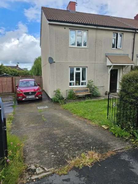 House For Rent in Reading, England