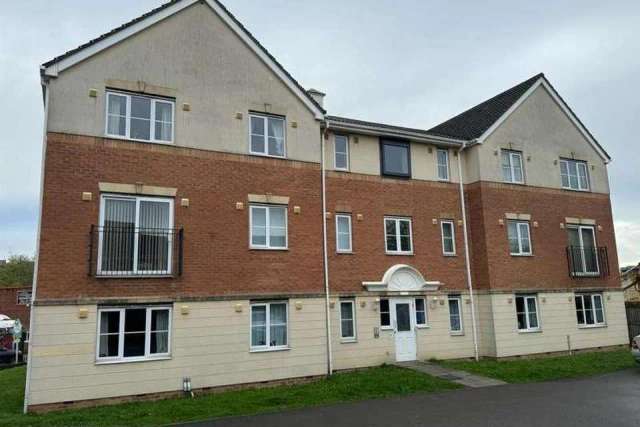 2 bedroom flat for sale