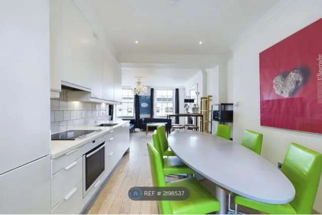 Maisonette to rent in Claverton Street, London SW1V