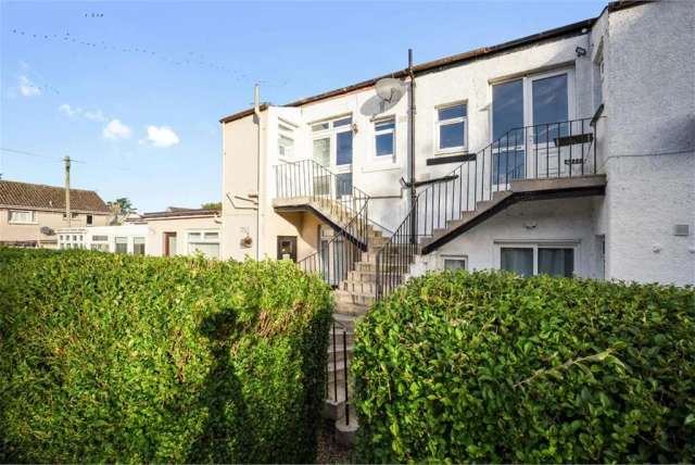 1 Bed Flat - Upper with 1 Reception Room