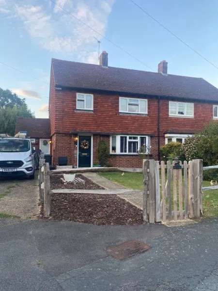 House For Rent in Guildford, England