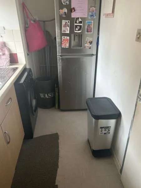 Flat For Rent in Maidstone, England