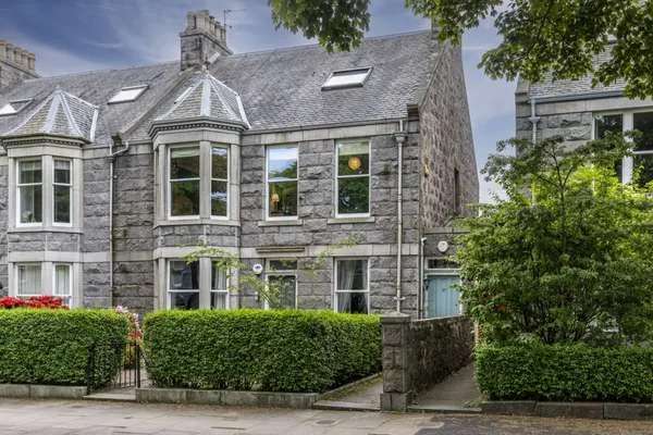 27 Devonshire Road, Aberdeen, AB10 6XN | Property for sale | Savills