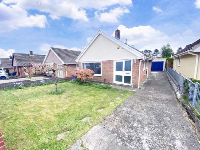 2 bedroom detached bungalow for sale