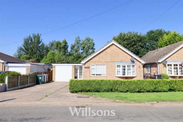 2 bedroom detached bungalow for sale