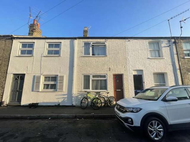 3 bedroom terraced house to rent