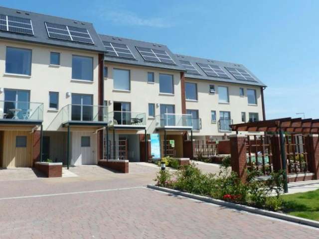 House For Sale in Swansea, Wales