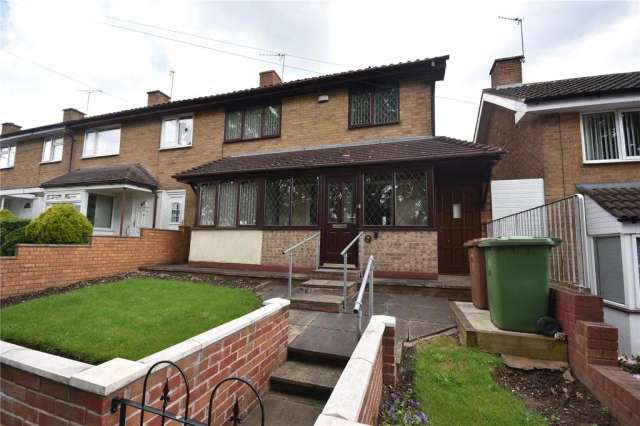 3 bedroom end of terrace house for sale