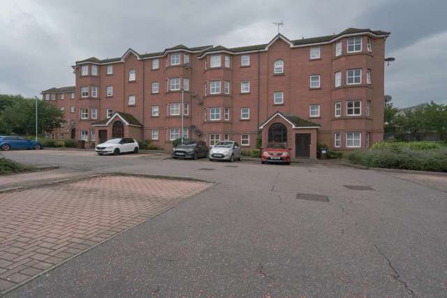 Apartment For Sale in Aberdeen City, Scotland