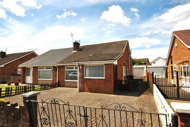 3 bedroom semi-detached bungalow for sale