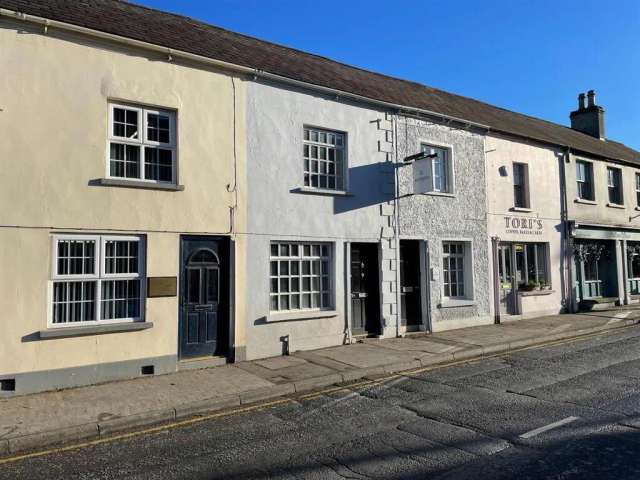 Commercial For Rent in Royal Hillsborough, Northern Ireland