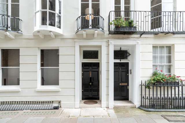 House For Sale in City of Westminster, England