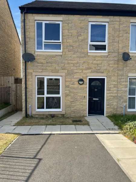 House For Rent in Bradford, England