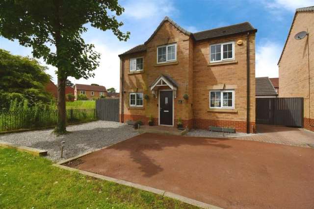 3 bedroom detached house for sale