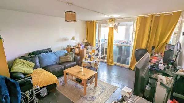 Flat For Rent in Metropolitan Borough of Solihull, England