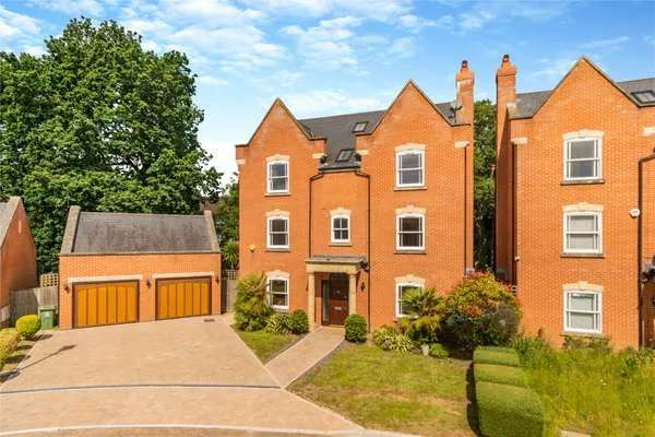 Longbourn, Windsor, Berkshire, SL4 3TN | Property for sale | Savills