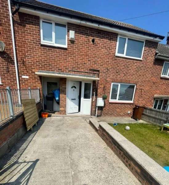 House For Rent in Holway, Wales