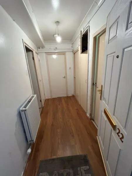 Flat For Rent in Leeds, England