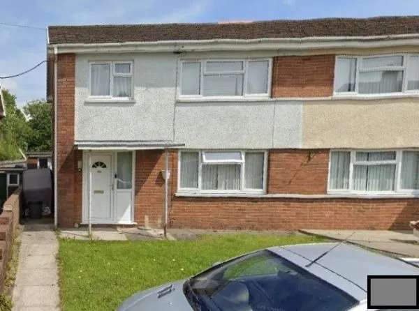 House For Rent in Carmarthen, Wales