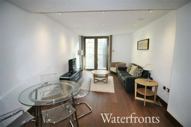 Apartment For Rent in City of London, England