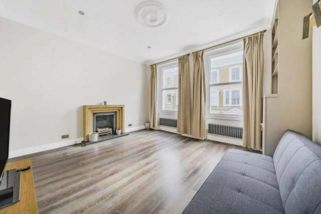 Flat For Sale in Birmingham, England