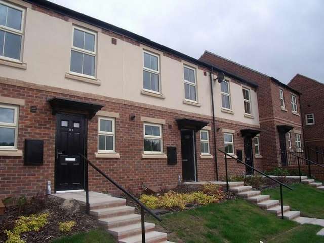 Terraced house For Rent in Sheffield, England