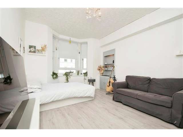 1 bedroom flat  for sale