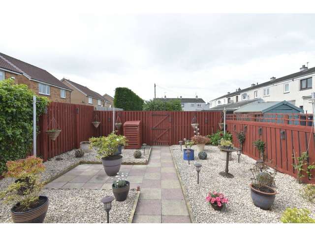 3 bedroom end-terraced house for sale