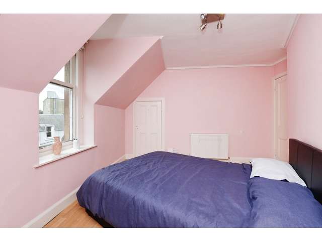 4 bedroom flat  for sale