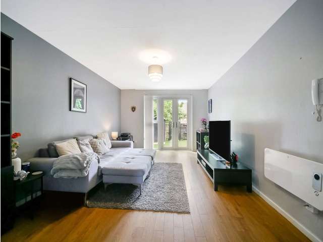 1 bedroom flat  for sale