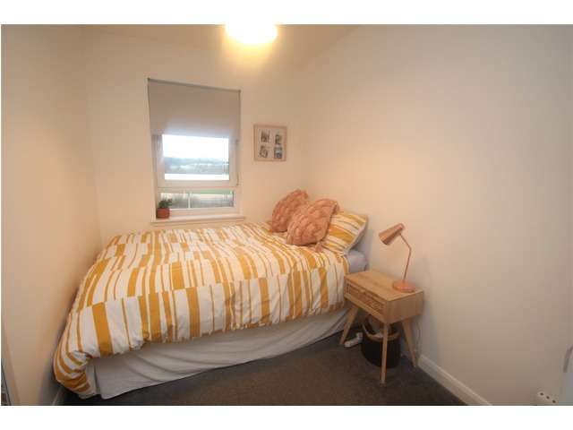 2 bedroom flat  for sale