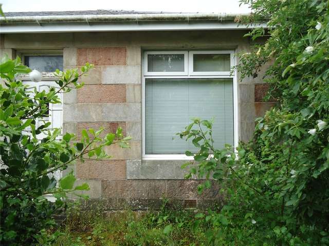 2 bedroom end-terraced house for sale